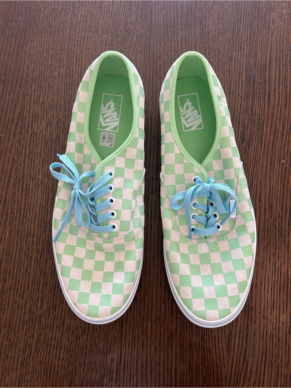 Vans Checkerboard Low-Top Sneakers in Light Green and Light Blue. Men’s size 12